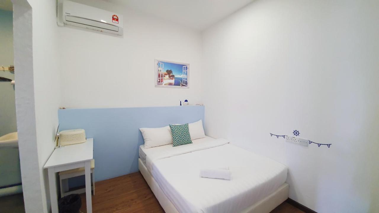 Ocean House Ostello Semporna Esterno foto